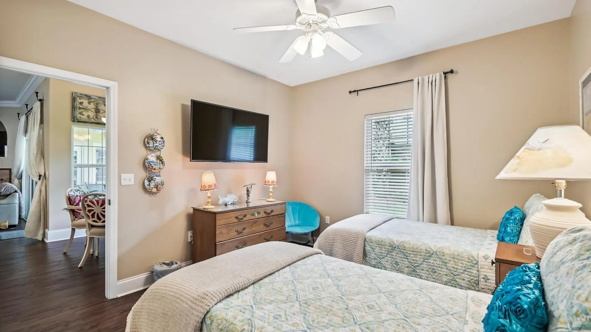 Five O'Clock Somewhere At Destiny East Villa Holiday home Destin