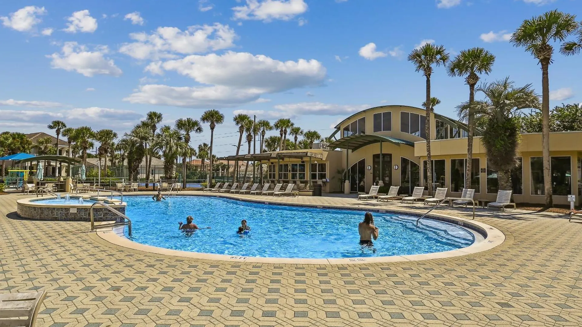 Five O'Clock Somewhere At Destiny East Villa Holiday home Destin