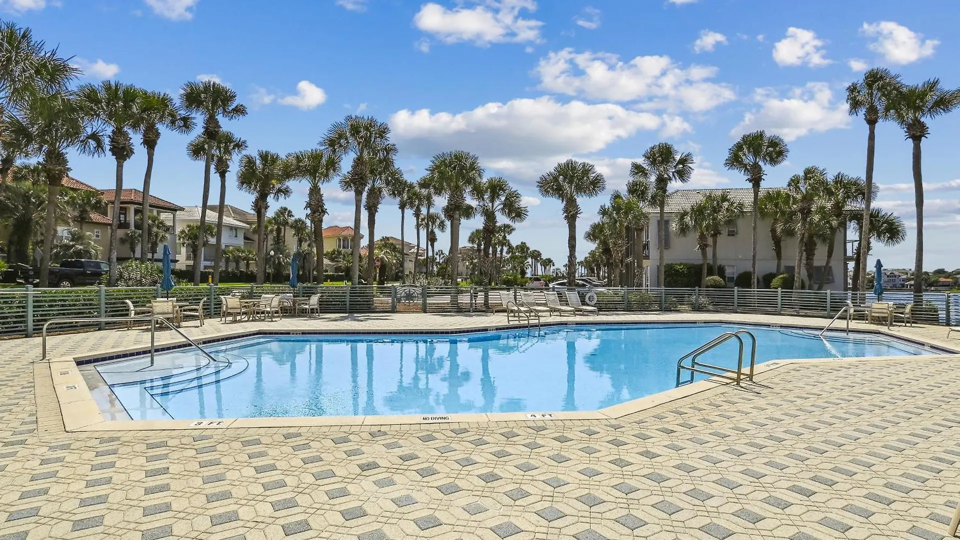 Five O'Clock Somewhere At Destiny East Villa 0*, Destin